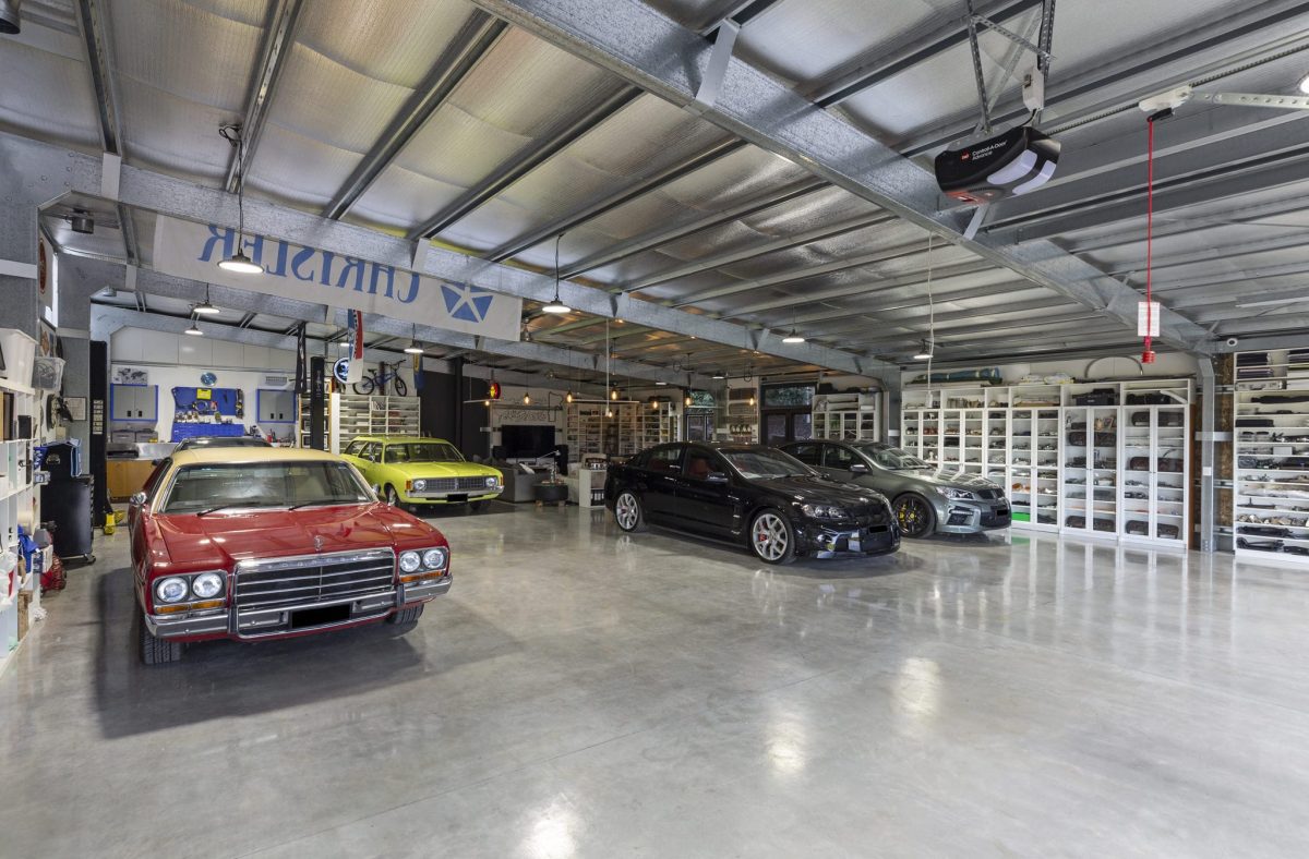 Plenty Skillian Garage